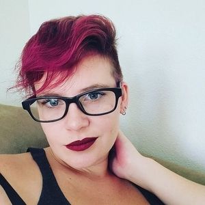 Meet your Posher, Marissa